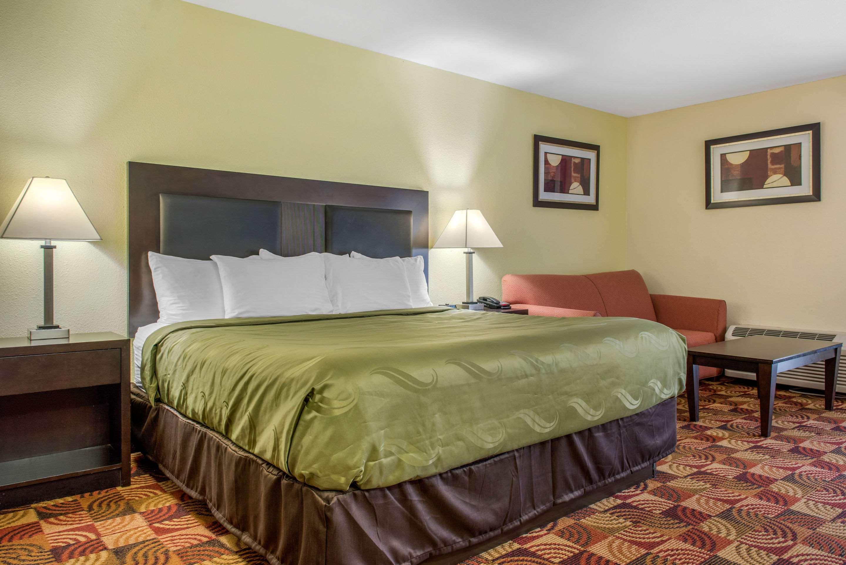 Quality Inn Bloomington Near University Dış mekan fotoğraf