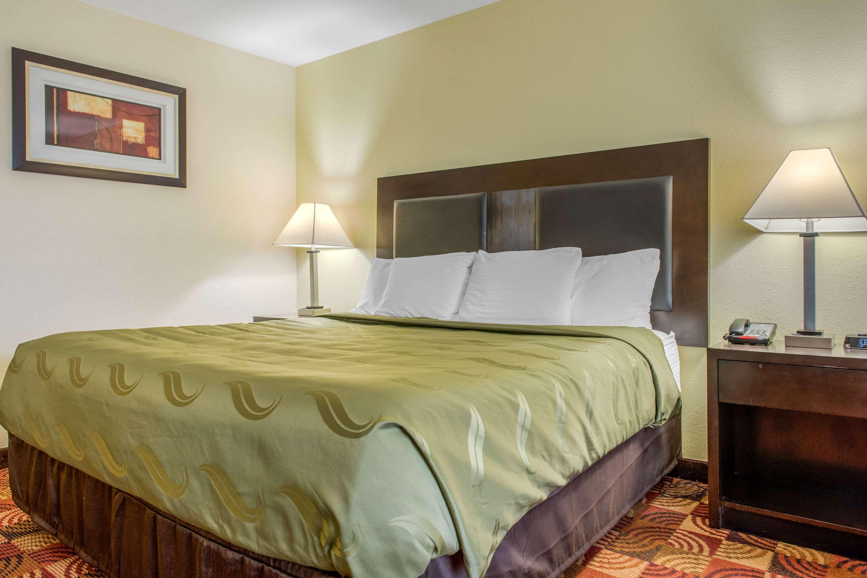 Quality Inn Bloomington Near University Dış mekan fotoğraf