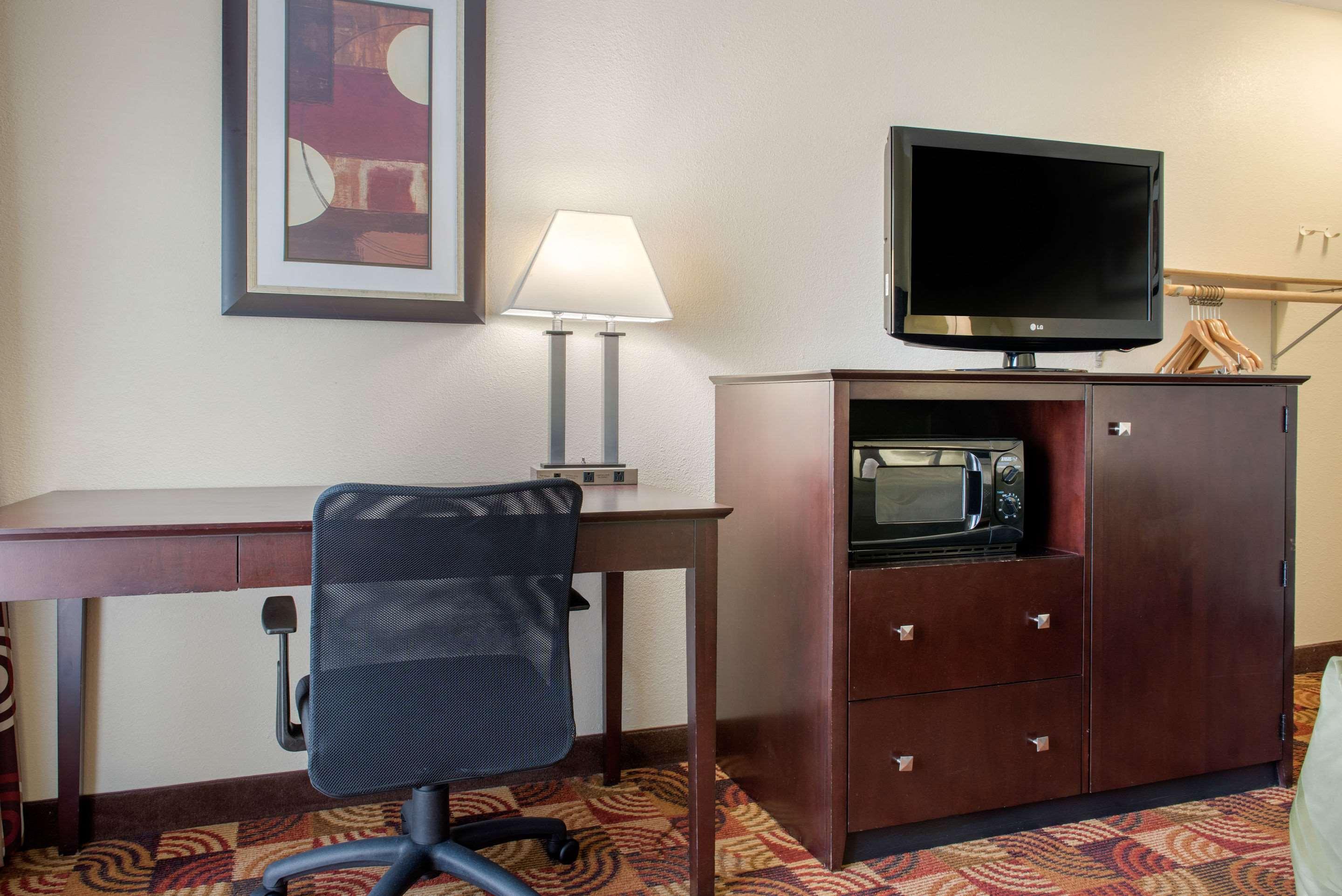 Quality Inn Bloomington Near University Dış mekan fotoğraf