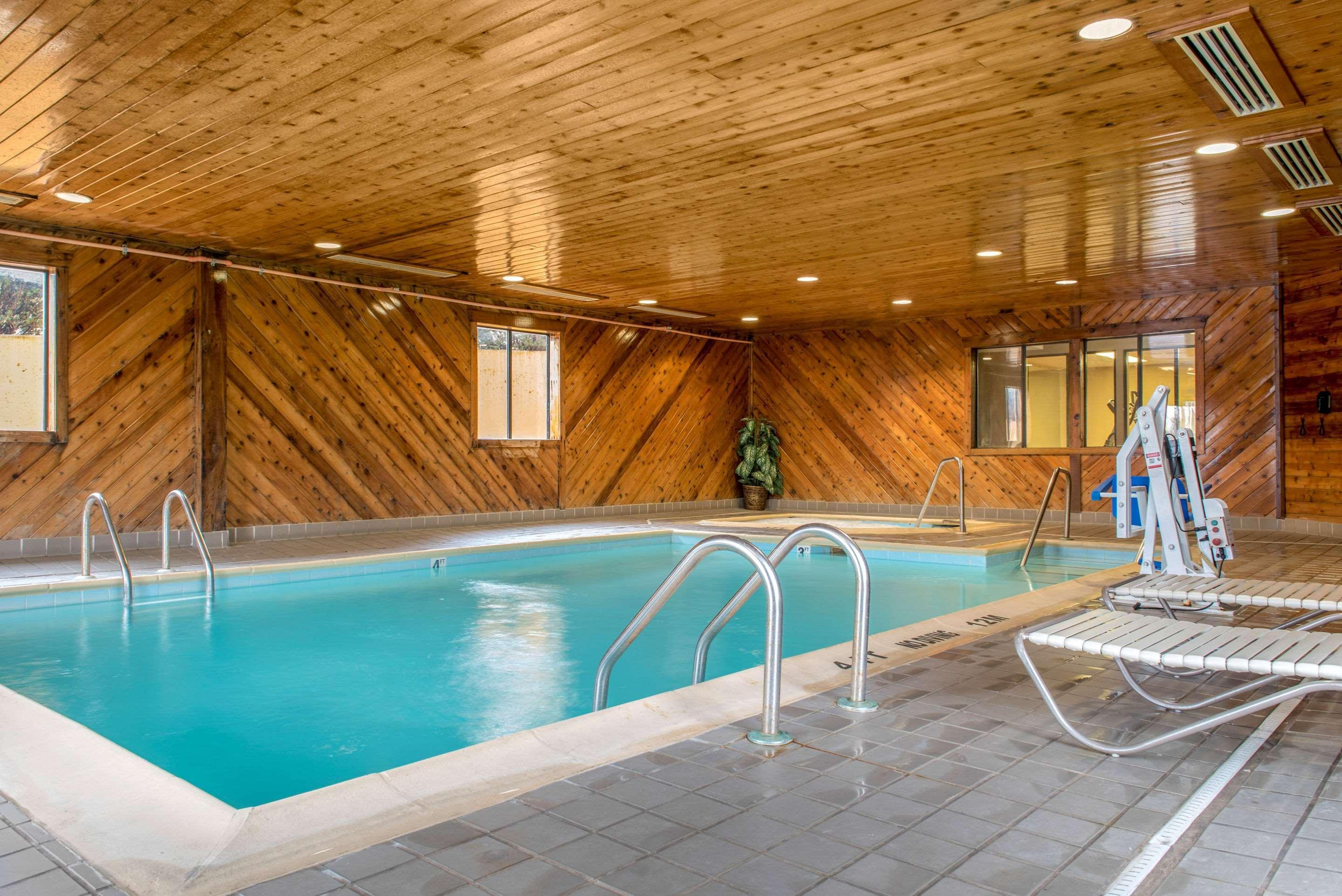 Quality Inn Bloomington Near University Dış mekan fotoğraf