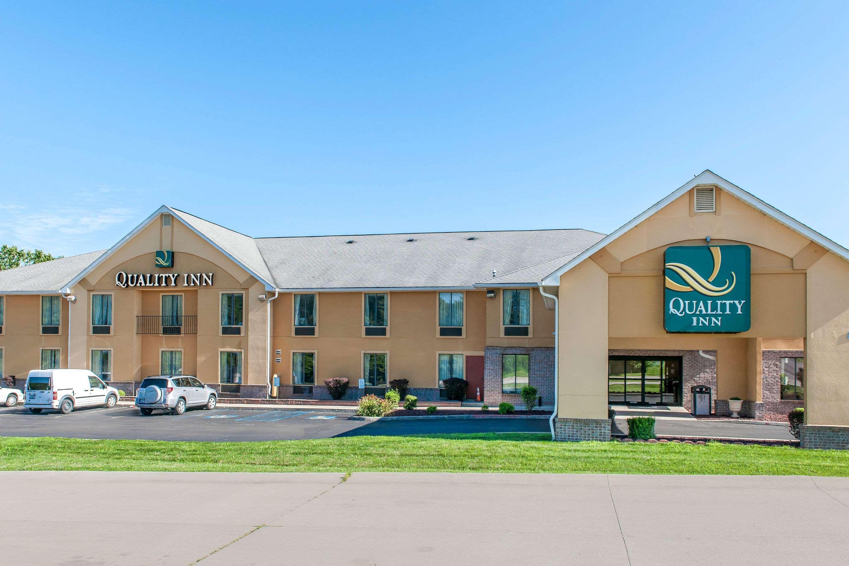 Quality Inn Bloomington Near University Dış mekan fotoğraf