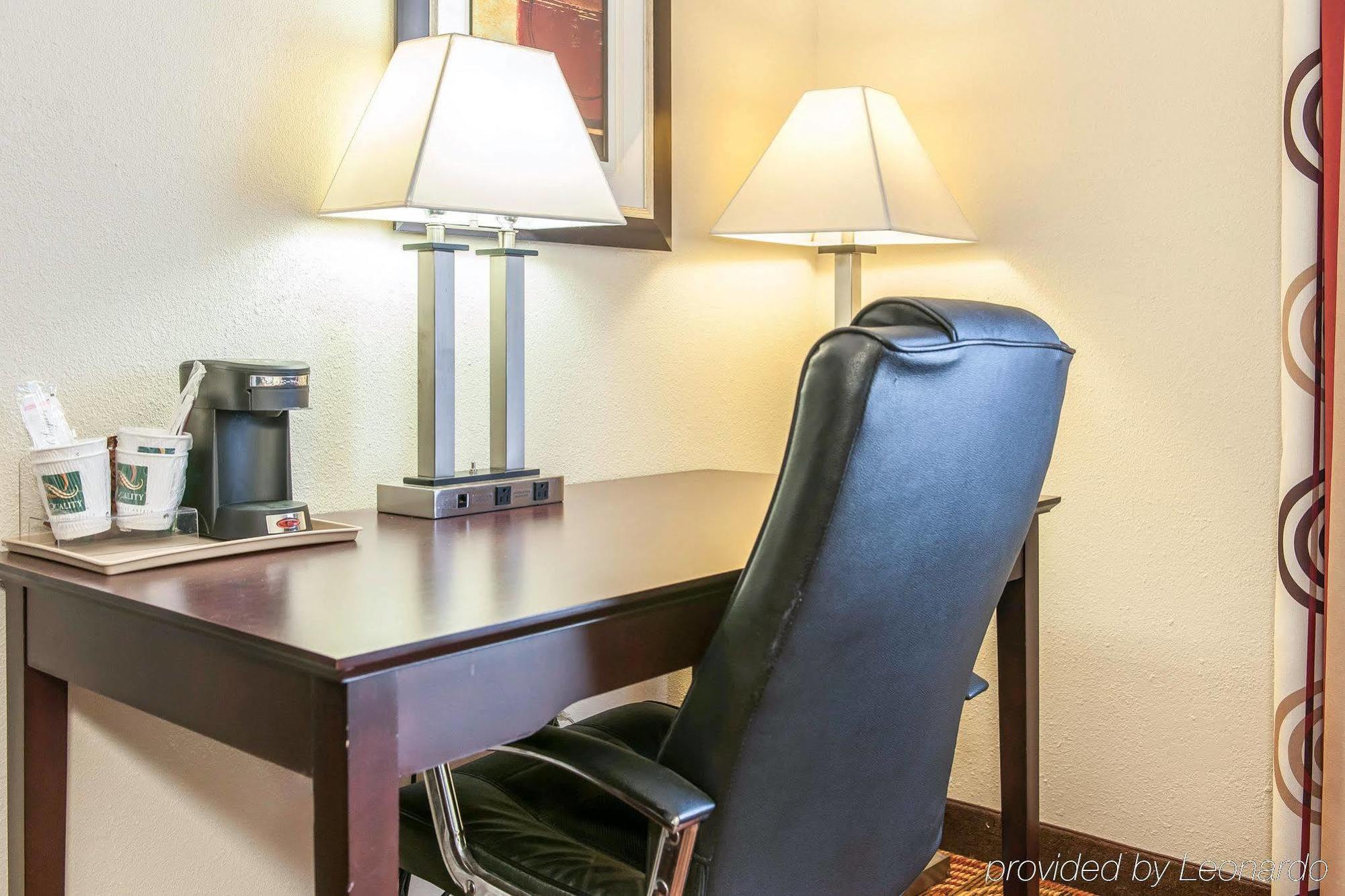 Quality Inn Bloomington Near University Dış mekan fotoğraf